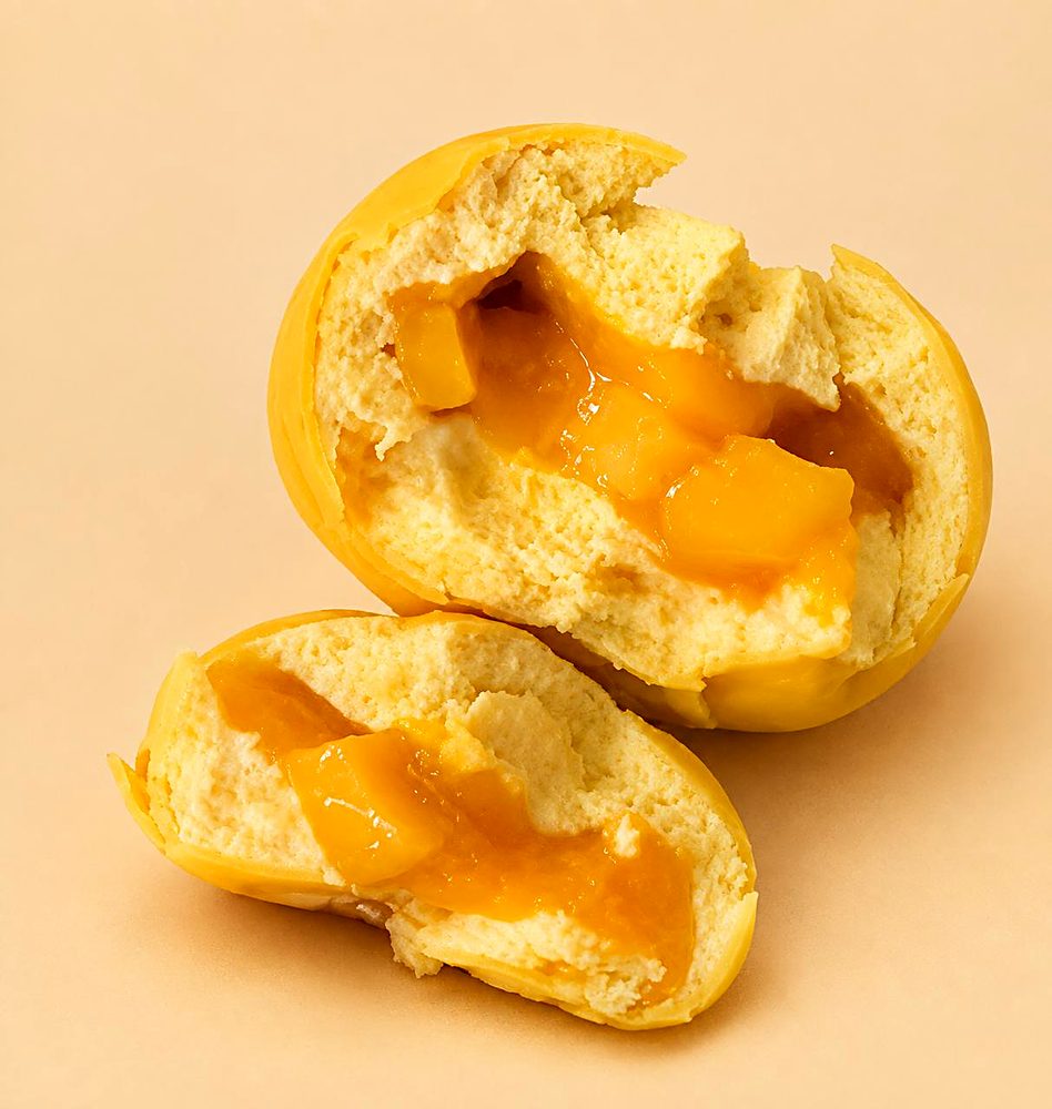 XOXO Pastry Mango Fruit Dessert