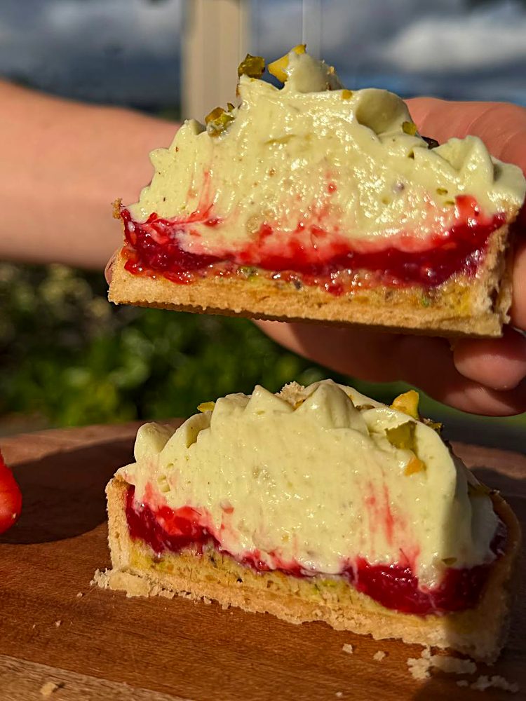 XOXO Pastry Pistachio Raspberry Tartlet